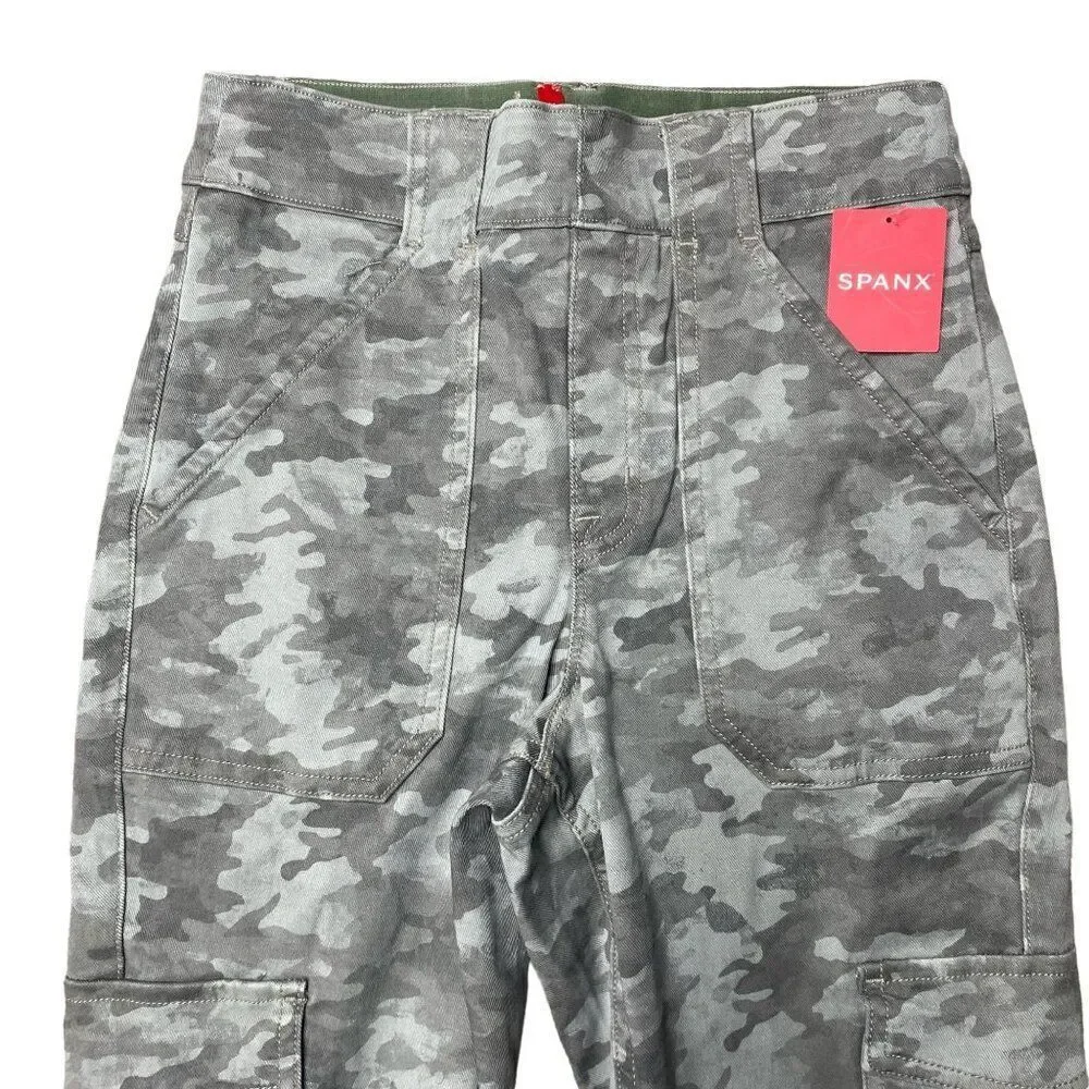 NWT Spanx Stretch Twill Ankle Cargo Pants Stonewashed Camo Small